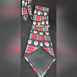 100%silk Wimbley Christmas Tie